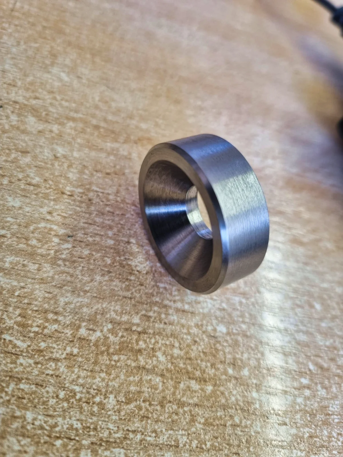 Element metalowy wykonany na zamówienie przez ELMET Element metalowy wykonany na zamówienie przez ELMET